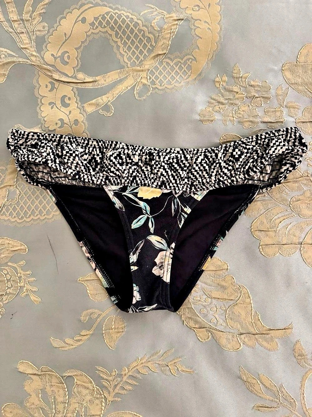 O’Neill Black & White Printed Bikini Bottom